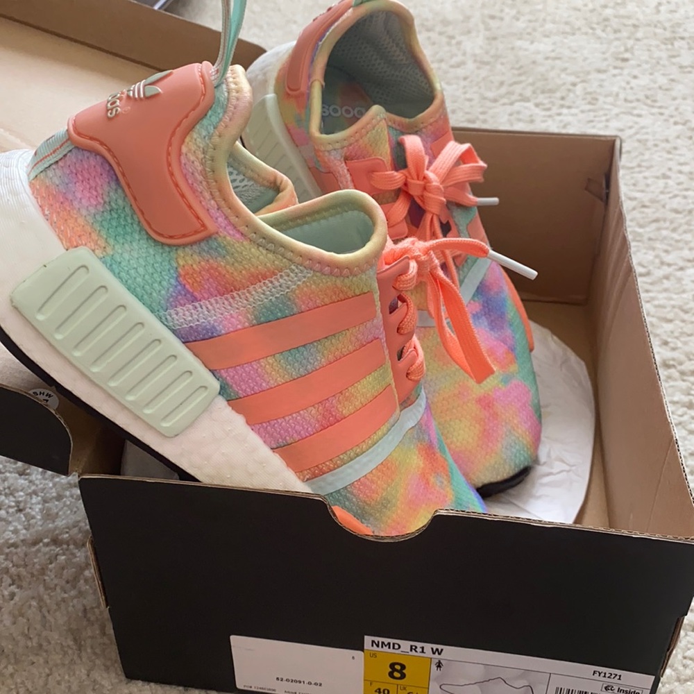 Womens Adidas shoes